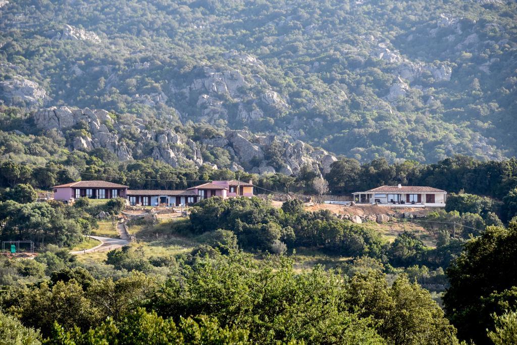 Green Park Country lodge Olbia Buitenkant foto